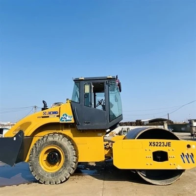 الأسطوانة Xcmg Xs223je